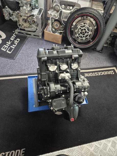 765 World Supersport Werksmotor 2025/26 NEU!